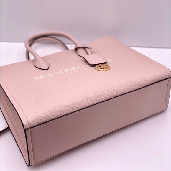Michael Kors Mirella Tote and Wallet Set Pink - used lightly - Picture 5 of 9